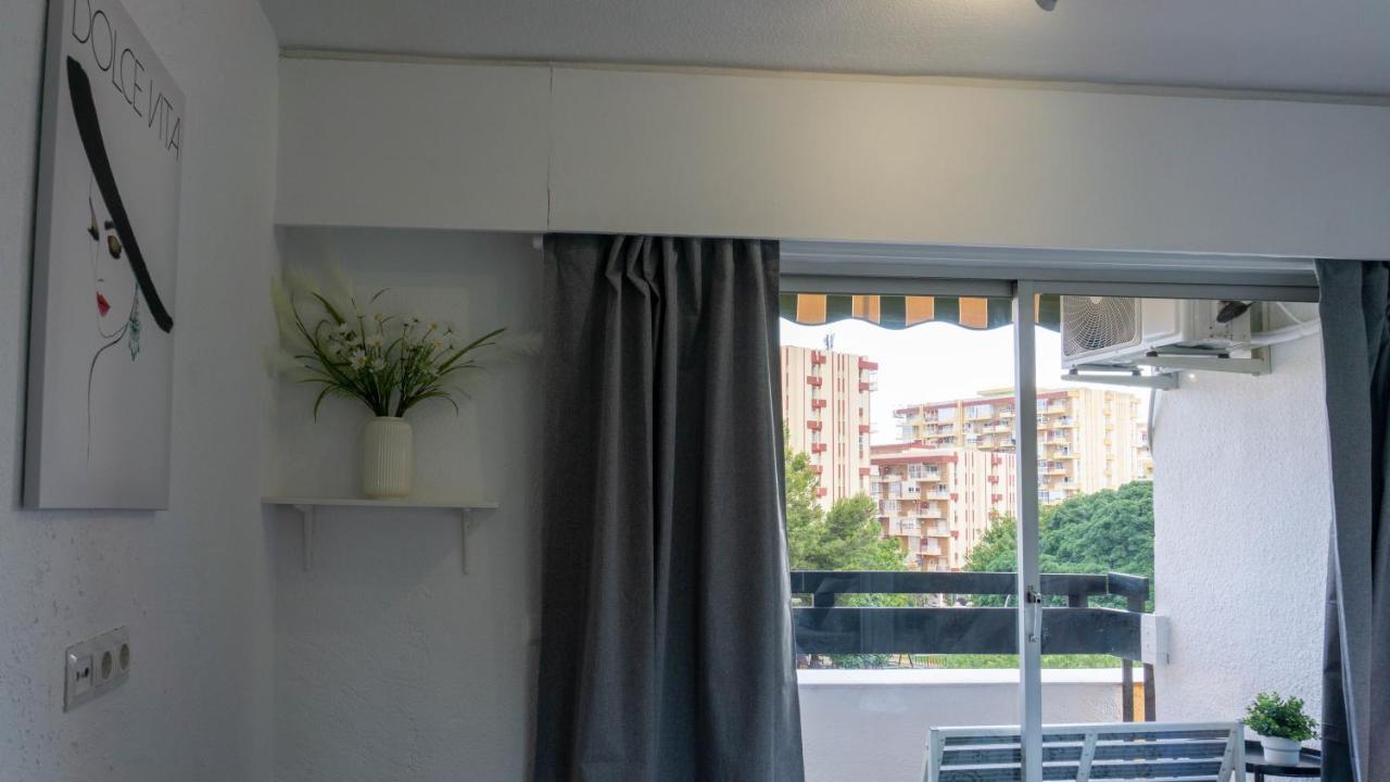 Home Corinto Beach Malaga Бенальмадена Экстерьер фото